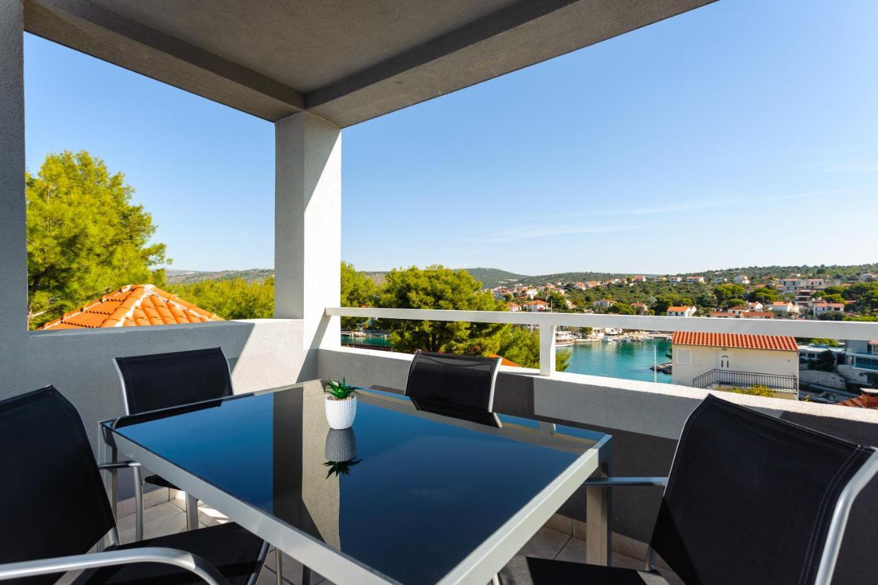 Villa Sena Ražanj Esterno foto