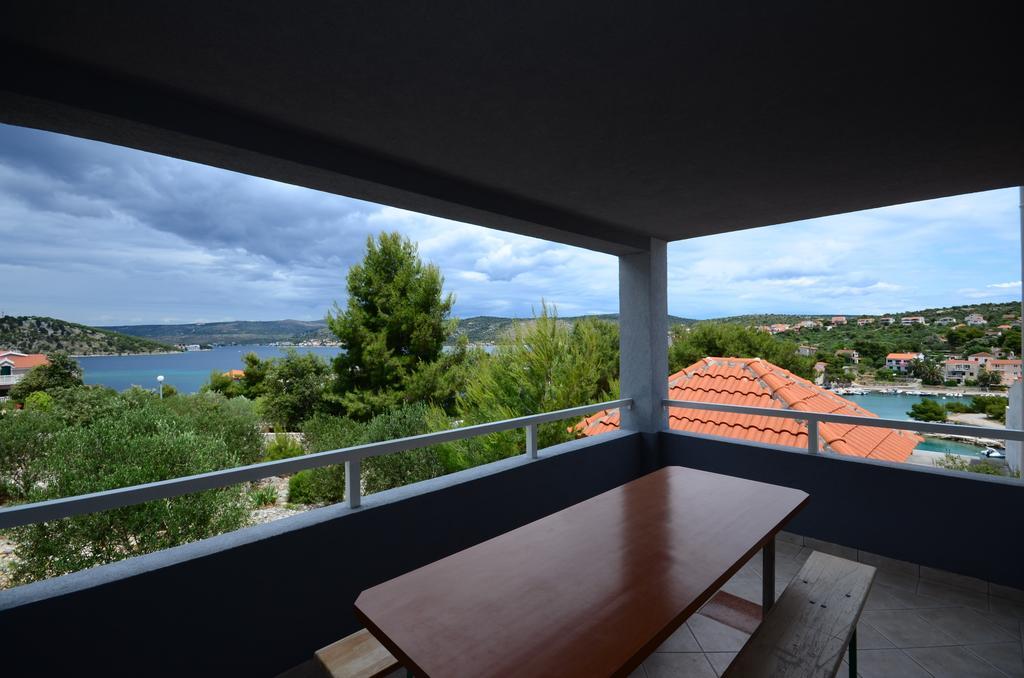 Villa Sena Ražanj Esterno foto