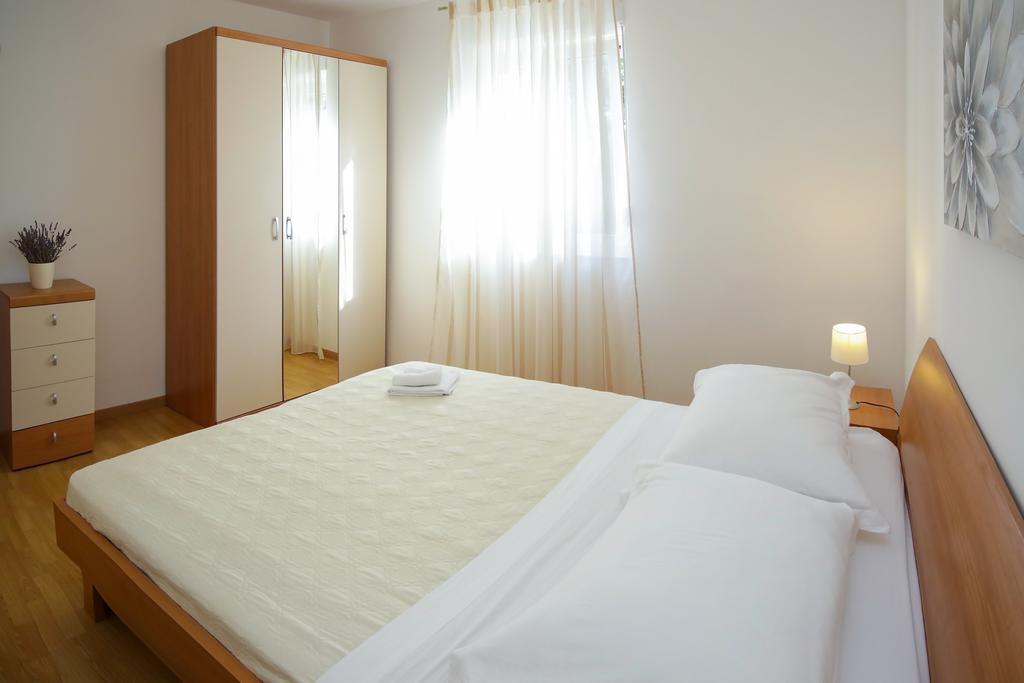 Villa Sena Ražanj Esterno foto