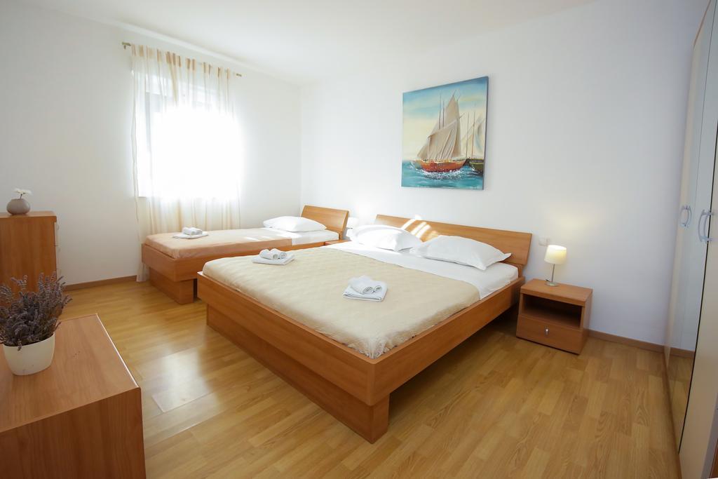 Villa Sena Ražanj Esterno foto