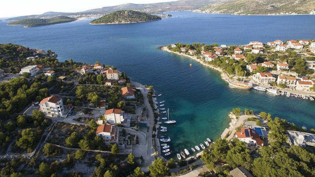 Villa Sena Ražanj Esterno foto
