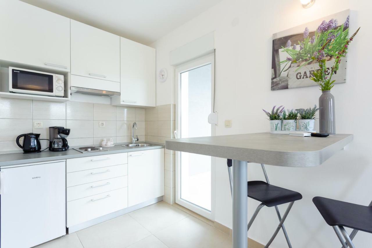 Villa Sena Ražanj Esterno foto