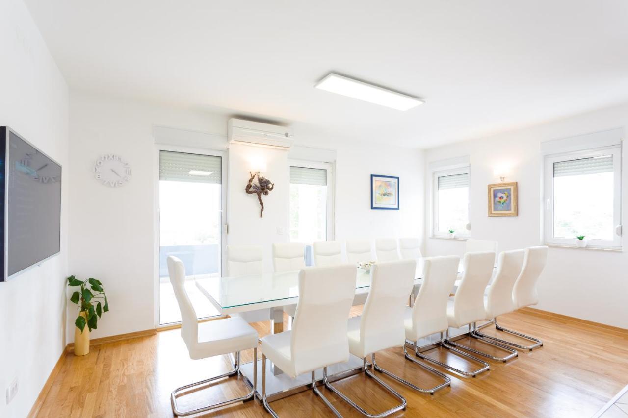 Villa Sena Ražanj Esterno foto