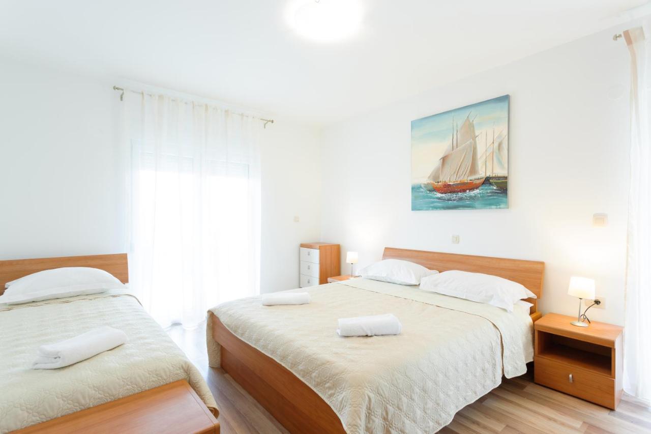 Villa Sena Ražanj Esterno foto